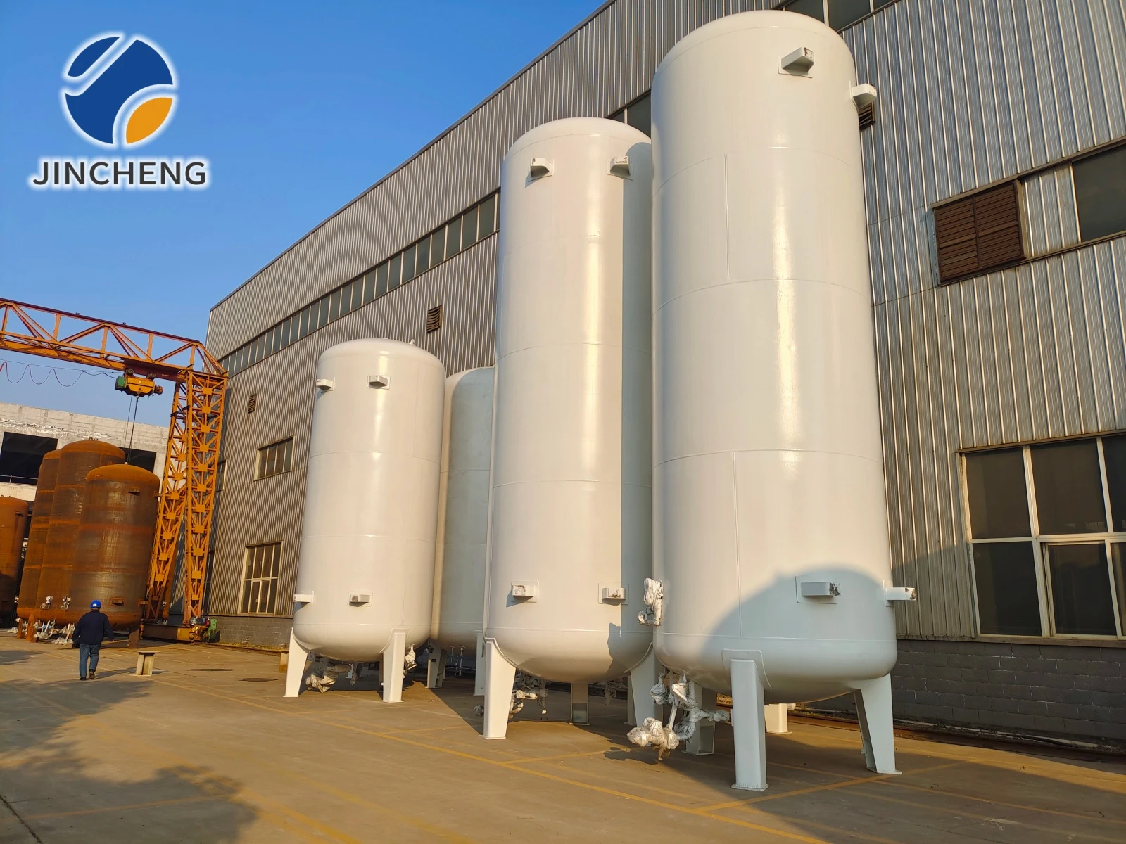 cryogenic lng tank